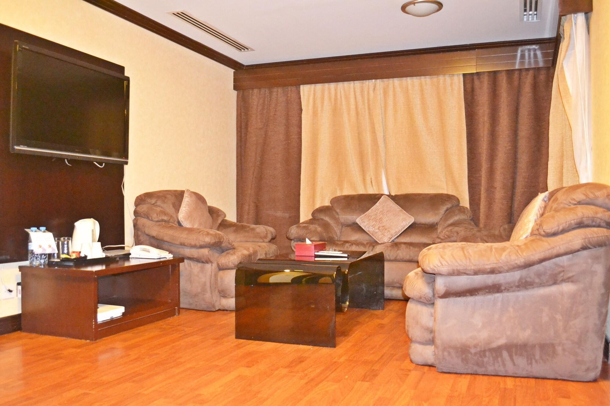 Strand Hotel 3* Abu Dhabi
